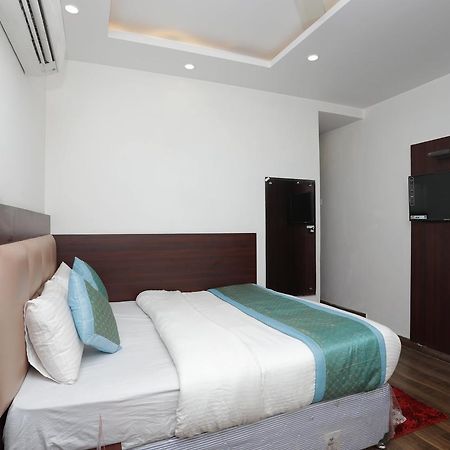 Hotel Corner Point 新德里 外观 照片