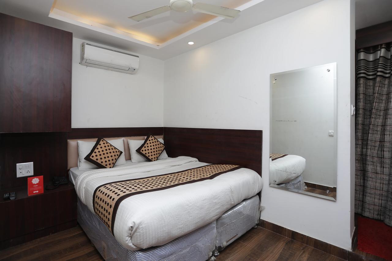 Hotel Corner Point 新德里 外观 照片